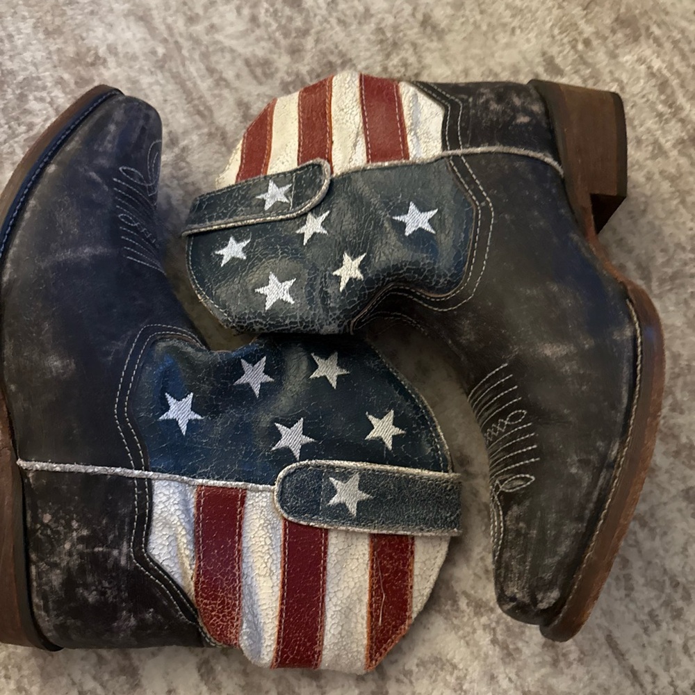 ROPER WOMEN'S AMERICAN BEAUTY FLAG ANKLE BOOTS